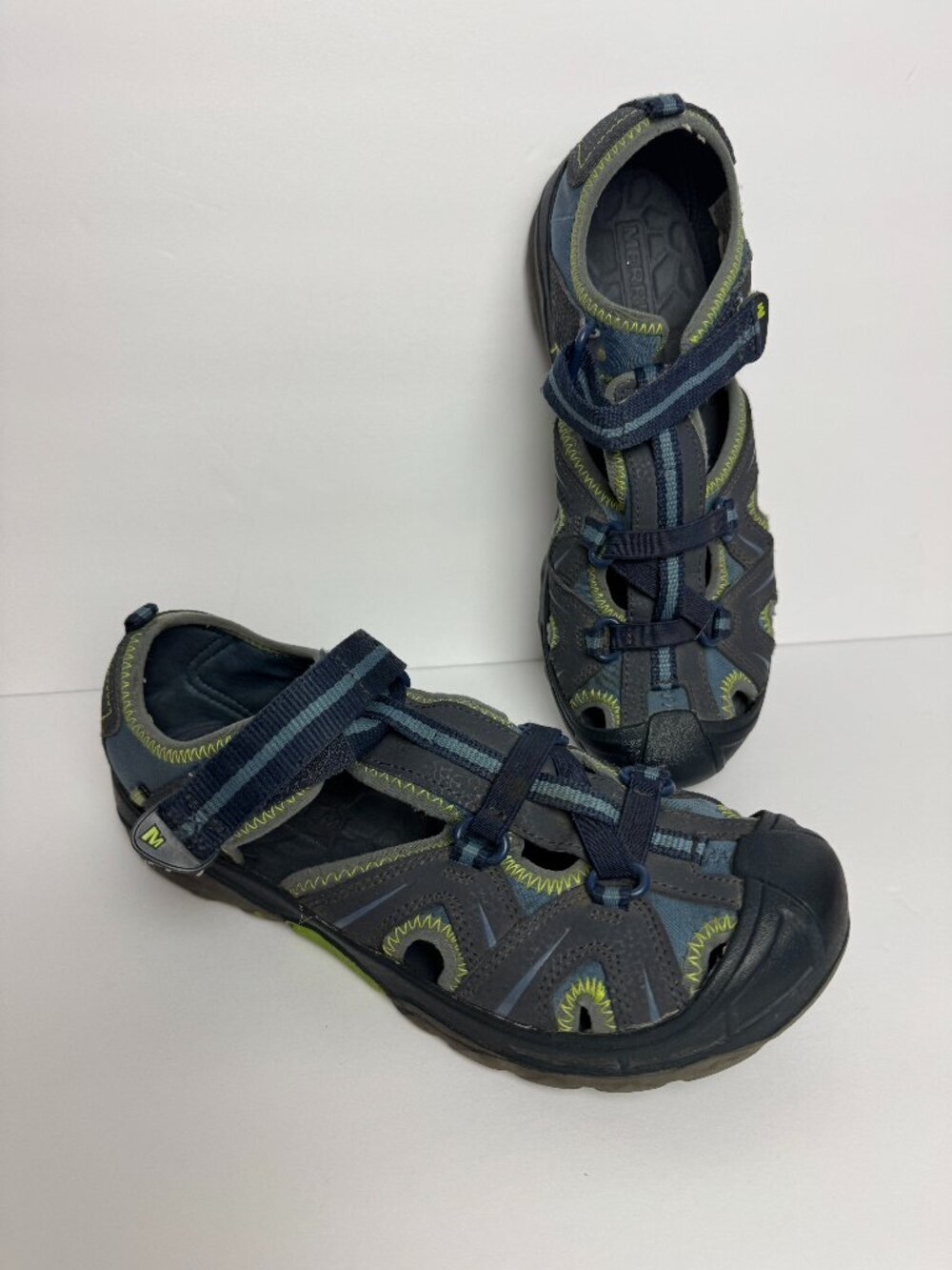 Merrell Men"s Waterproof Hiking Water Sandals Size 6.OW US ( EU 37)